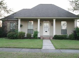 6727 Sandy Creek Ln, Zachary, LA 70791