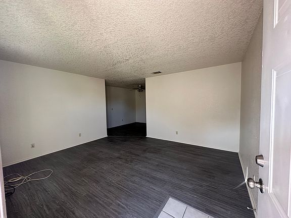 3rd image of 16086 Green Hill Dr #B