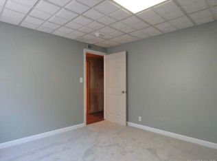 1008 Davis Ave, Killingly, CT 06239