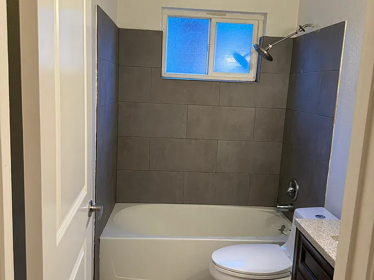 9520 Olive St #1 — Photo 7
