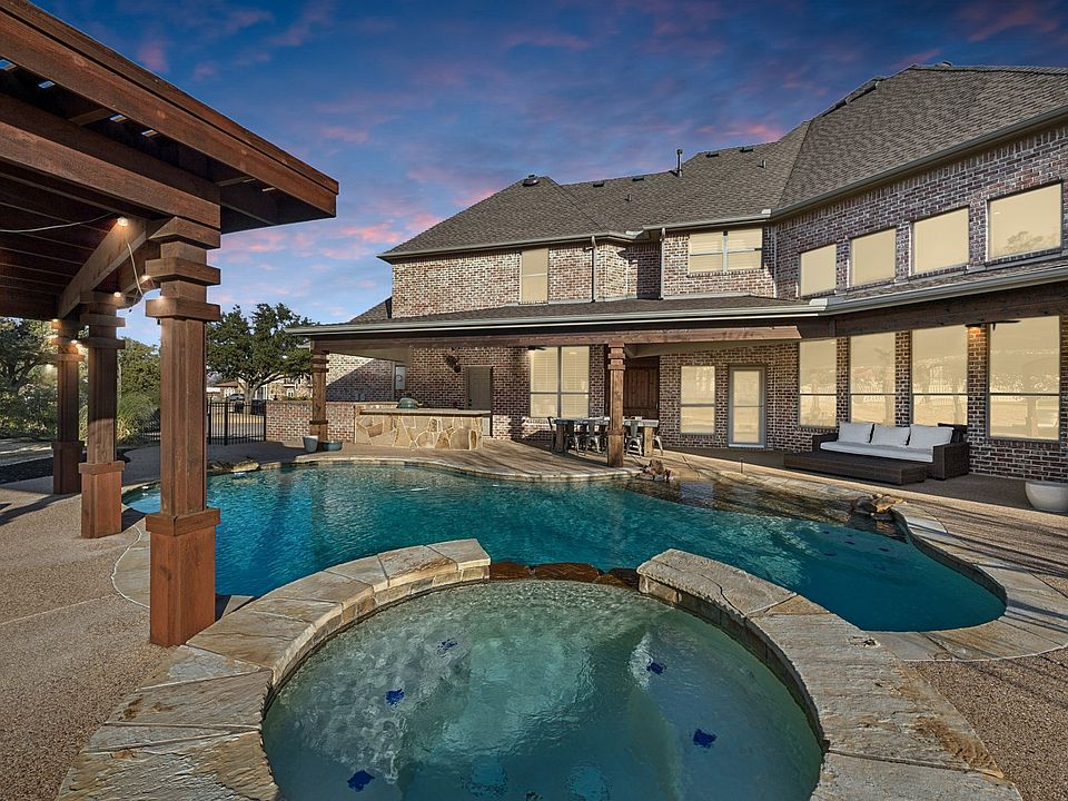 1st image of 4500 Mahogany Ln