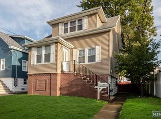 14 Louis St, Little Ferry, NJ 07643