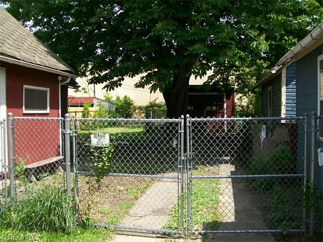 2nd image of 3549 E 46th St