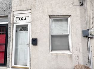 102 Davis St, Philadelphia, PA 19127