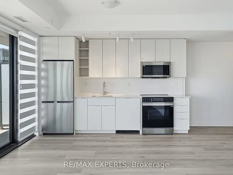 2075 Lakeshore Rd #2104 — Photo 11