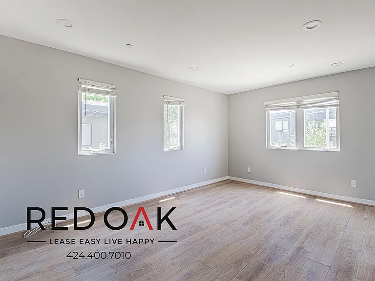 4527 Lexington Ave #4527 — Photo 8