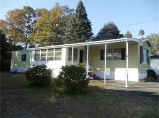 11 Hickory Rd, Taunton, MA 02780