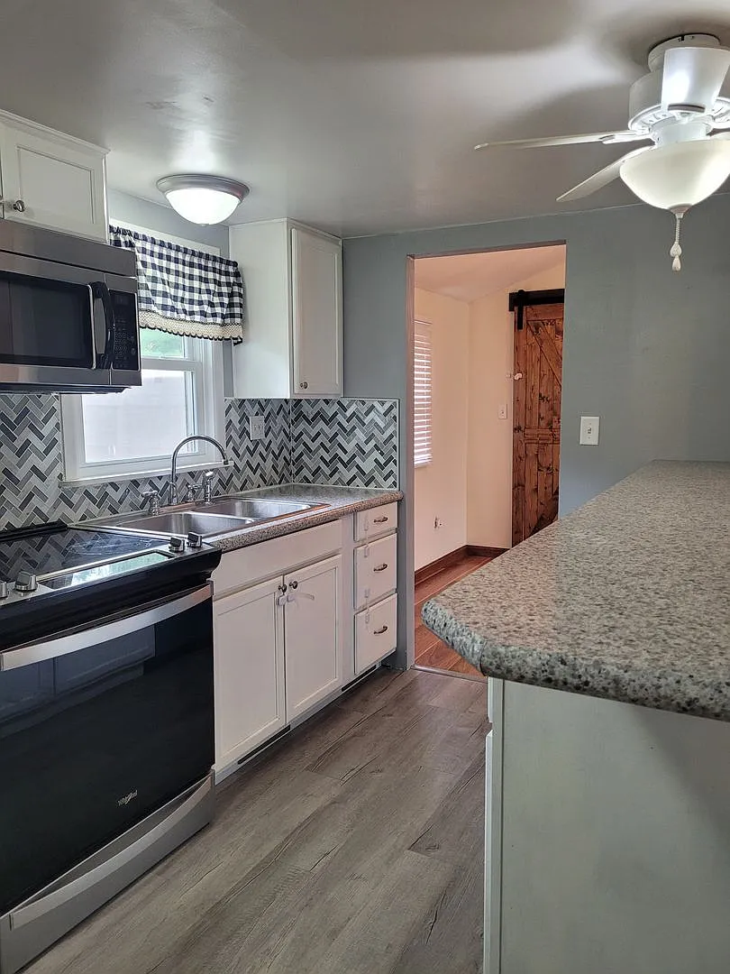 2327 Ritner Hwy, Carlisle - 3 BR/2 Bath Home - $2150/mo — Photo 3