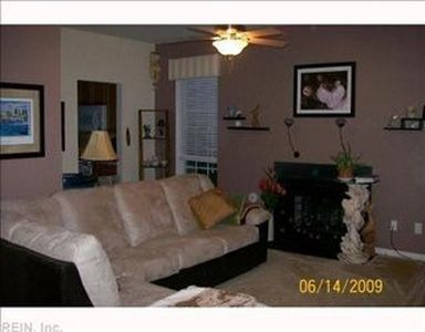 405 Gregory Ln, Virginia Beach, VA, 23451