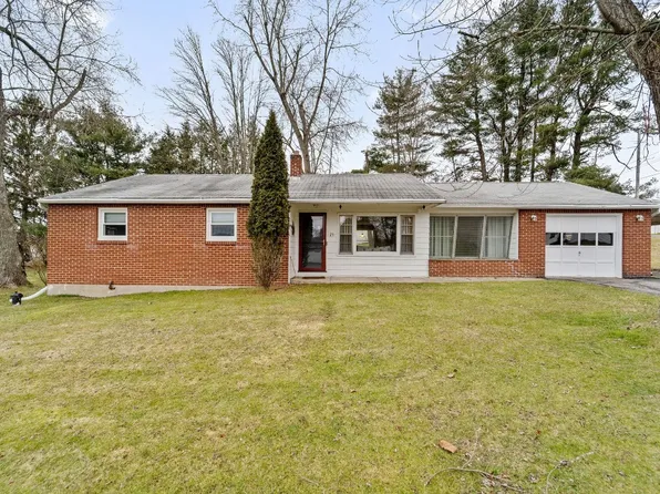 23 Griffin Dr, Apalachin, NY 13732