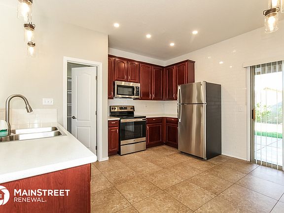 5th image of 9727 W Kingman St