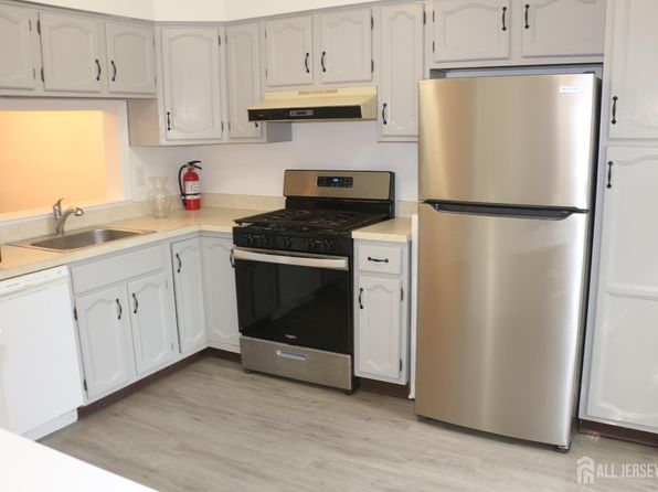 405 Maplecrest Rd