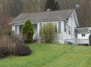 19 Hillside Way, Avella, PA