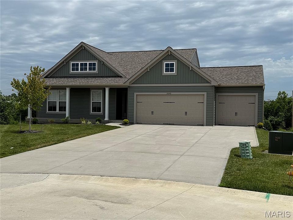 1st image of 2040 Central Park Dr