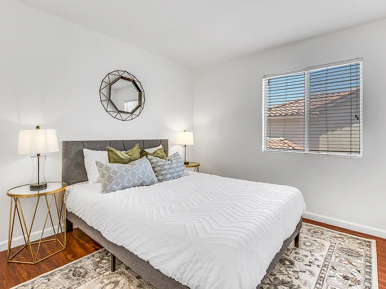7642 Northrop Dr — Photo 48