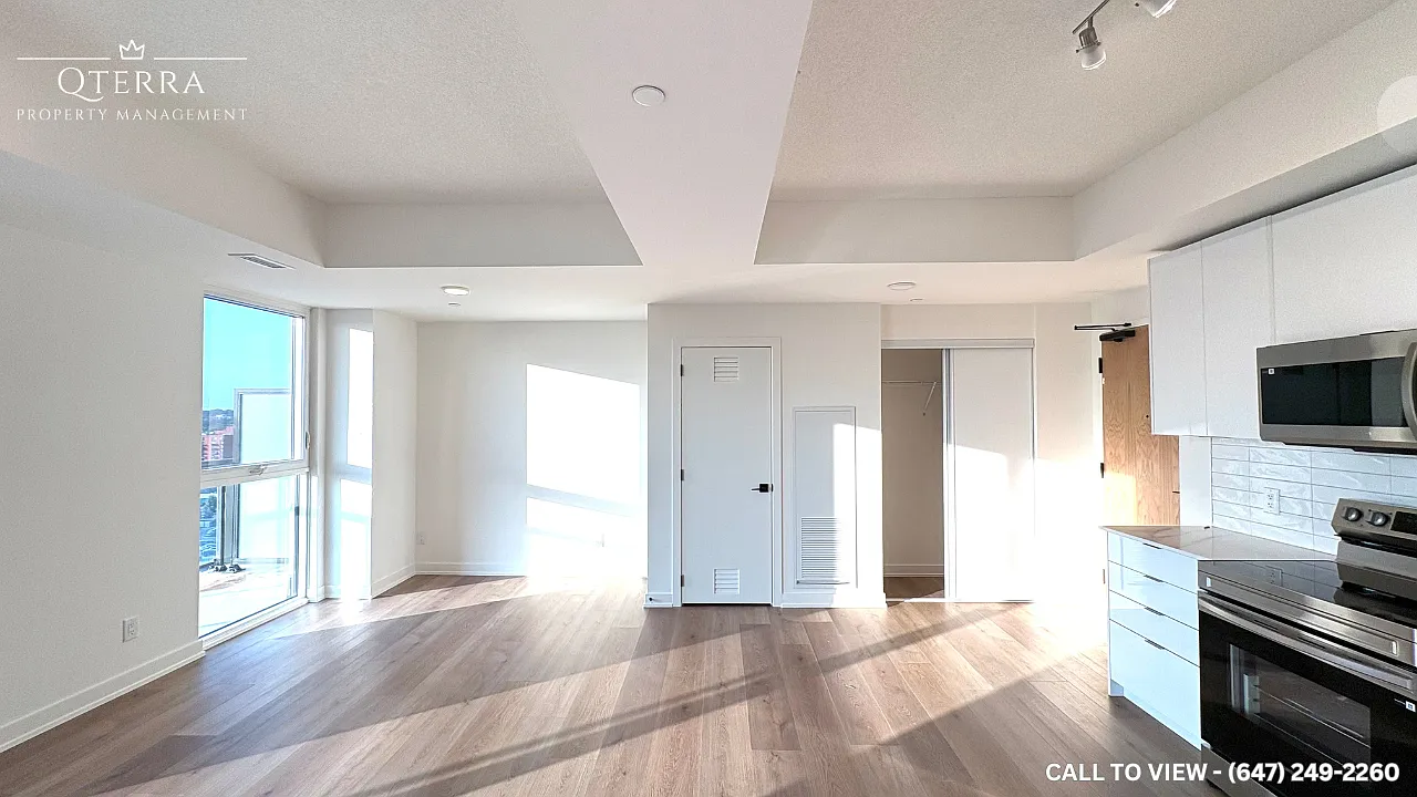 2 bed, 1060 sqft, $1,995 — Photo 3