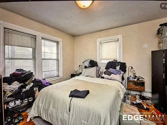 2 bed, 1.0 bath, $2,500 — Photo 3