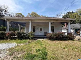 138 Trammell St, Roanoke, AL