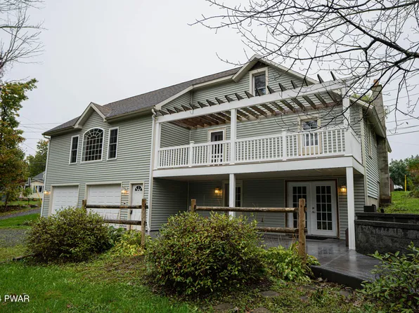 73 Carbondale Rd, Waymart, PA 18472
