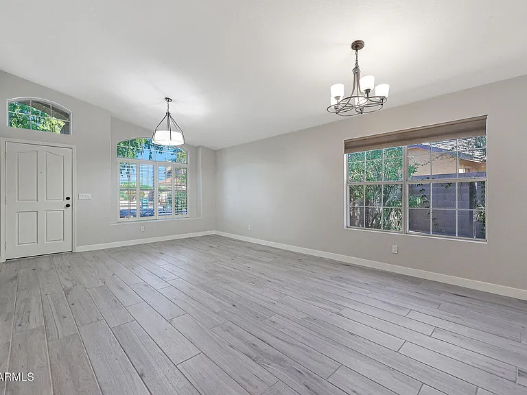 14215 N 56th Pl — Photo 14