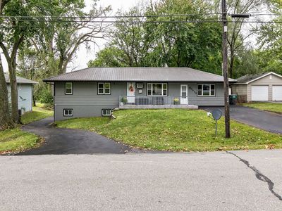 5470 NE 6th St, Des Moines, IA, 50313