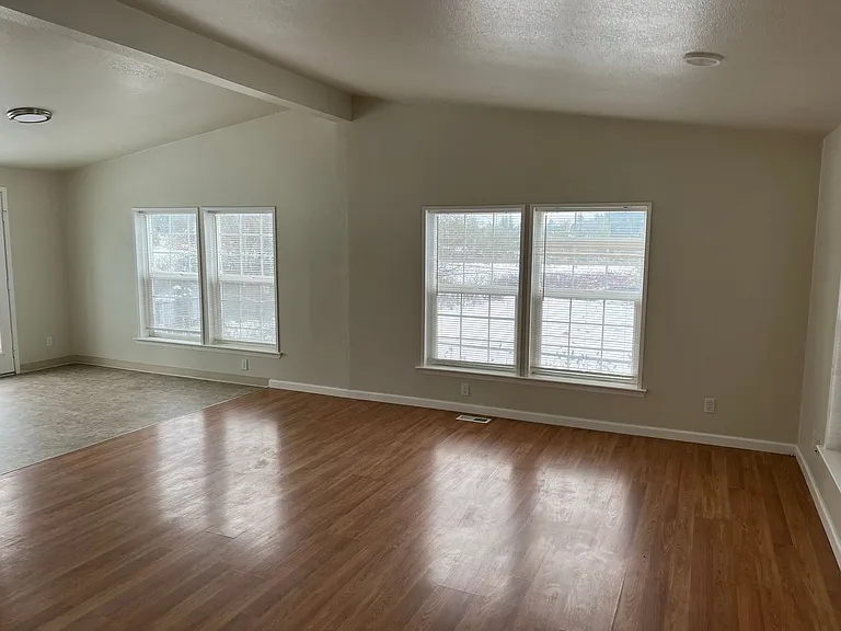 3253 W Hills Rd #B — Photo 4