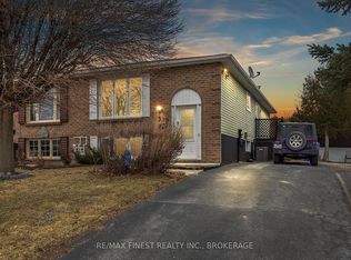 580 Gavin Ct #1, Kingston, ON K7M 8B3