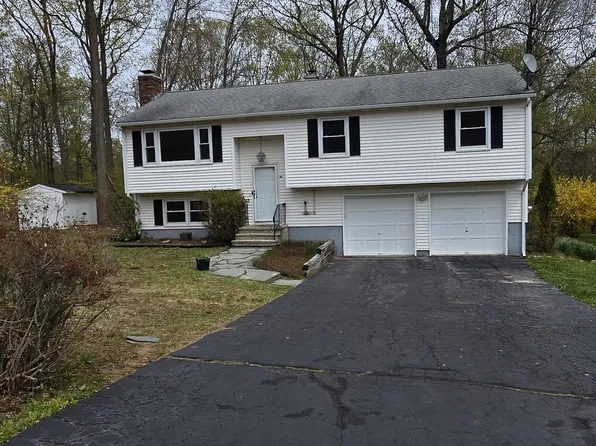 229 Russo Drive, Hamden, CT 06518