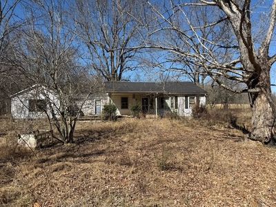 5281 Little Hurricane Creek Rd, Mc Ewen, TN, 37101