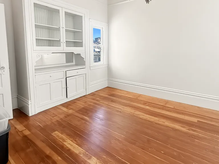 472 Union St #3 — Photo 4