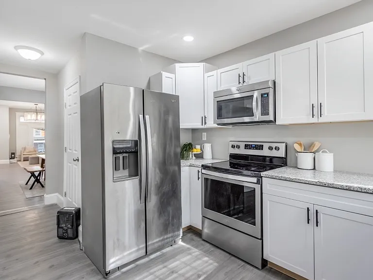 2817 Winchester St — Photo 22