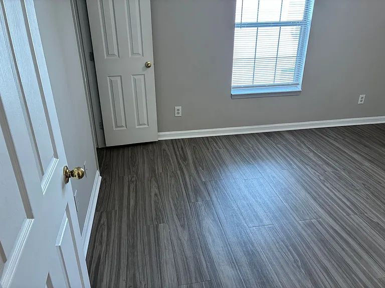 1070 Jessamine Trl — Photo 25