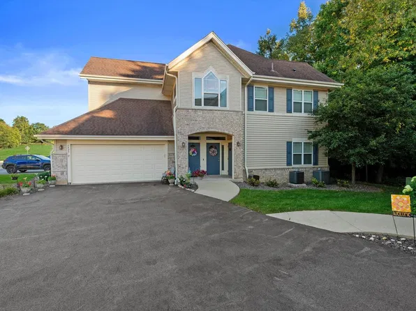 5427 W Cobblestone WAY #D, Franklin, WI 53132