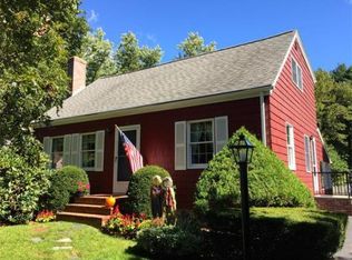 41 Forest St, Franklin, MA 02038