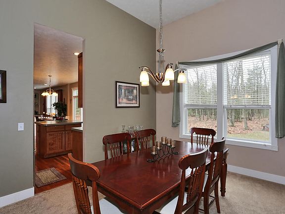 5th image of 3103 Angelwood Dr