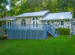 93 Bell Summers Rd, Pikeville, TN 37367