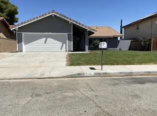 509 Curve Cir, Lancaster, CA 93535