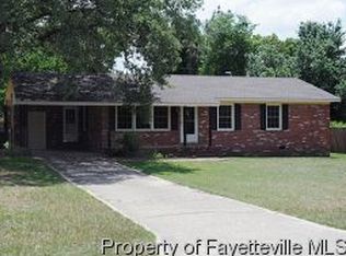 3625 Gloucester Dr, Hope Mills, NC 28348