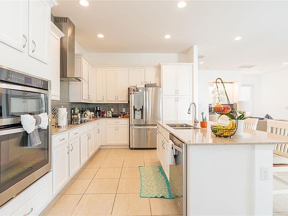 5th image of 1545 Fairview Cir