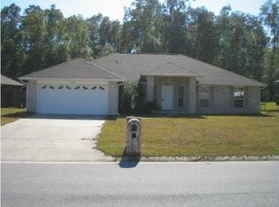 5707 Tiger Woods Dr, Milton, FL 32570