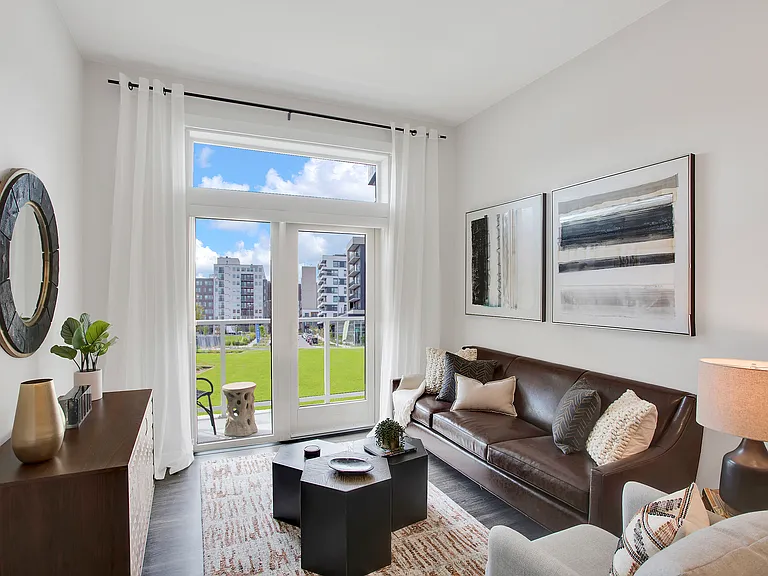 Overture 9th + CO 55+ Active Adult Apartment Homes — Photo 53