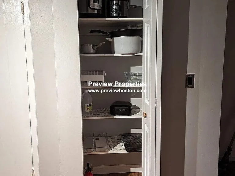 38 Carey Ave #3M — Photo 8