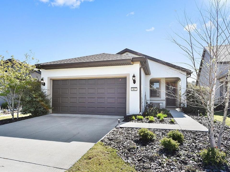 1st image of 102 Wood Meadow Way