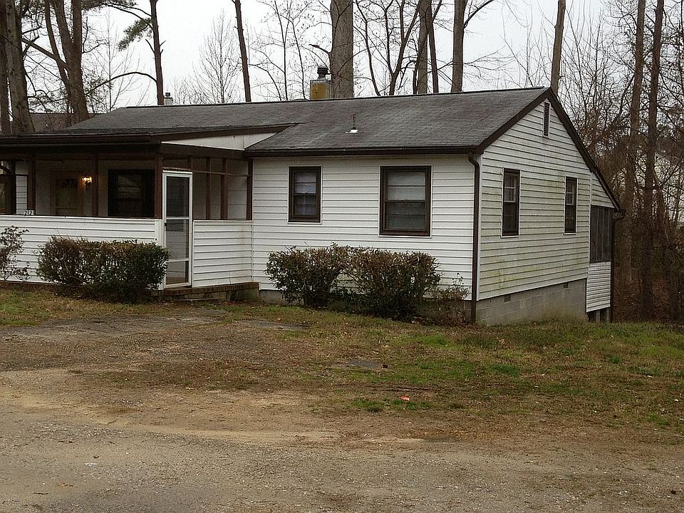 1st image of 212 Alesa Dr