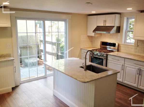 1 Norfolk Pl, Cambridge, MA 02139