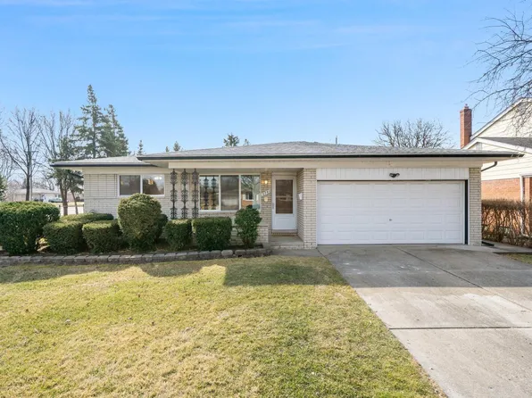 3760 Grigg Dr, Sterling Heights, MI 48310