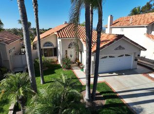 1667 Olympus Loop Dr, Vista, CA 92081