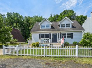 1658 Bay Ridge Rd, Edgewater, MD 21037