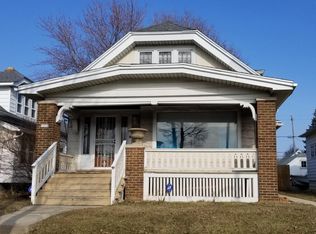 3310 S 9th Pl, Milwaukee, WI 53215