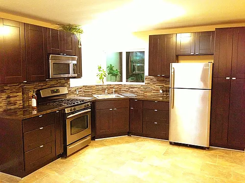 3412-3414 W Victory Blvd Photo 1 3412-3414 W Victory Blvd Photo 1